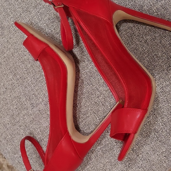 BCBGENERATION red ankle strap with mesh fabric on the side open toed high heel. - Picture 4 of 4